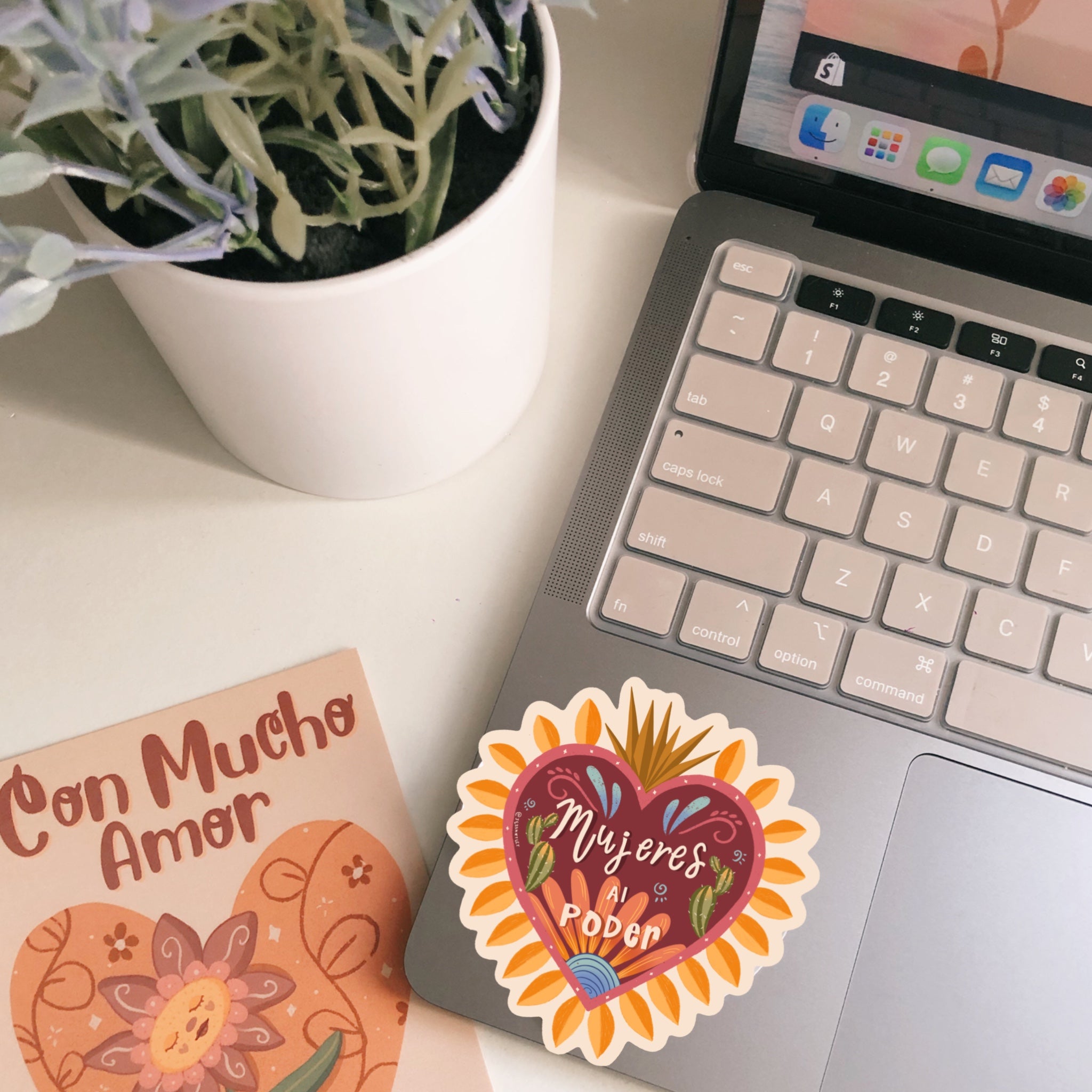 Mujeres al Poder Sticker